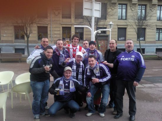 Con la afición del Anderlecht 