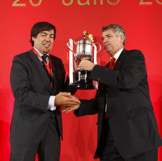 Macua y Villar