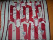 Las camisetas de los últimos campeones