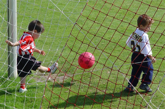 Mini Beckham y mini león en Lezama (II)