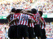 El equipo, una piña.