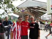 Juande y Pedro Celestino con Ander Herrera en Lezama