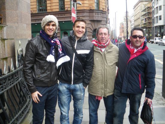 Peña Athletic Club de Yéchar (Murcia) en Manchester!
