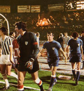 COPA DE LA UEFA 4 de mayo de 1977