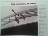 Aficionado colgado en el arco de San Mamés
