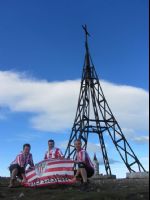 En el monte Gorbea, en lo más alto, hay una cruz de amooor