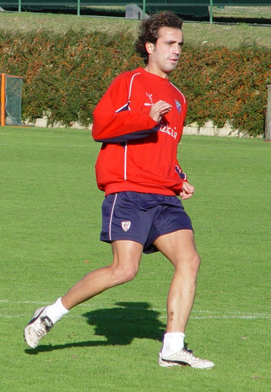 Santi tras realizar un remate