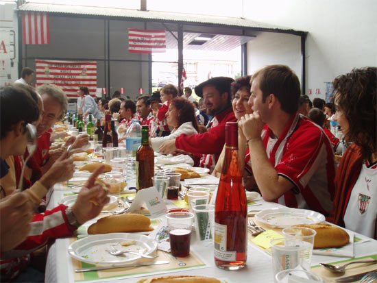 Magnífico ambiente en Gamiz Fica