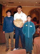 Dani y los peques de la Peña Madrileña