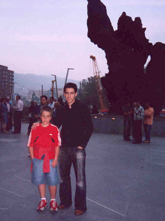 Jon Benjamín y Andoni Iraola