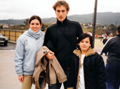 Edurne y Leire con Murillo