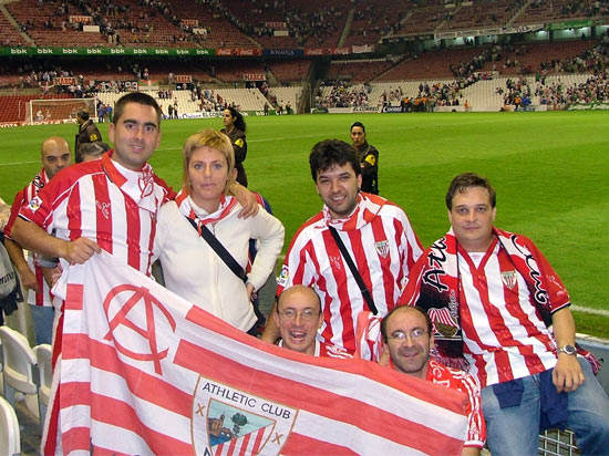 Felices después de la victoria al Trabzonspor