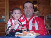 Mayor forofo, ¿padre o hijo?