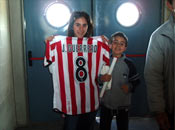 Con la camiseta de Julen