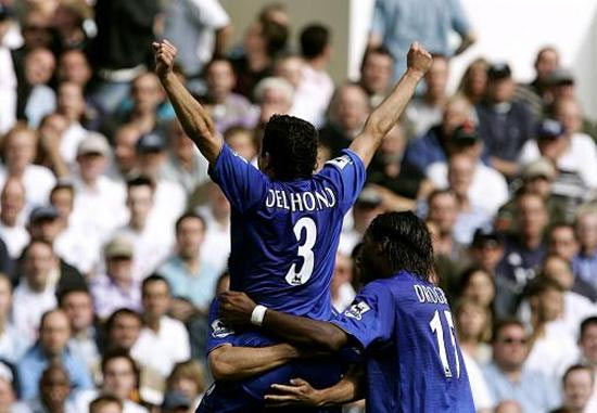 Del Horno celebrando su primer gol con el Chelsea!!