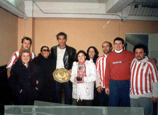 Urzaiz con la Peña Madrileña