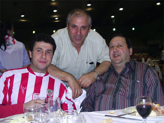 Tres eran tres