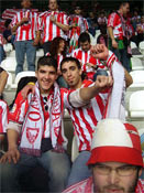 Mi amigo y yo en Vitoria esperando el encuentro