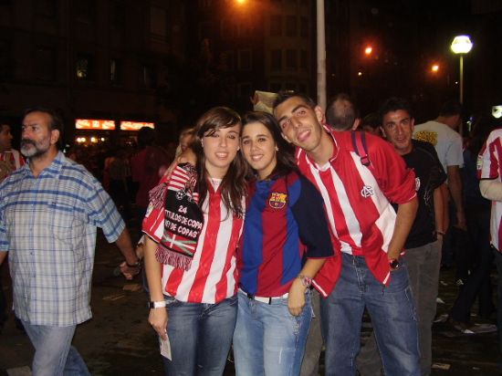 Peke, Nana y Baz