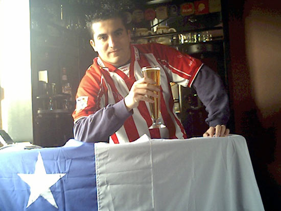 Satanas y su fiel cerveza