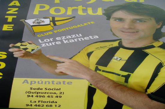 Julen con la camiseta del Portu 