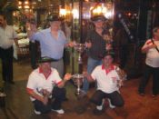 Campeones de mus y tute