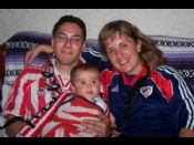 Oier con osaba Asier e izeko Iratxe