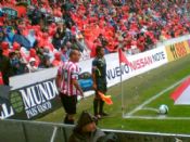 Yeste sacando un corner
