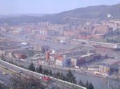 Puente con el arco de San Mamés