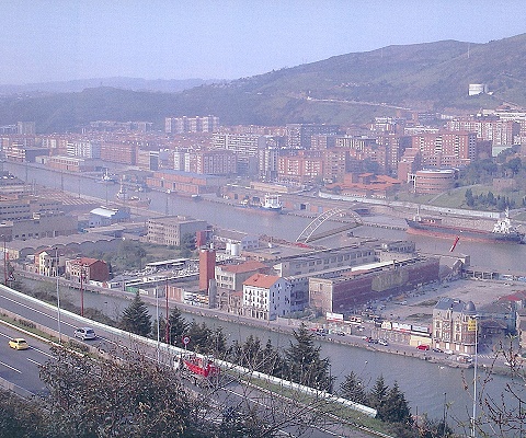 Puente con el arco de San Mamés