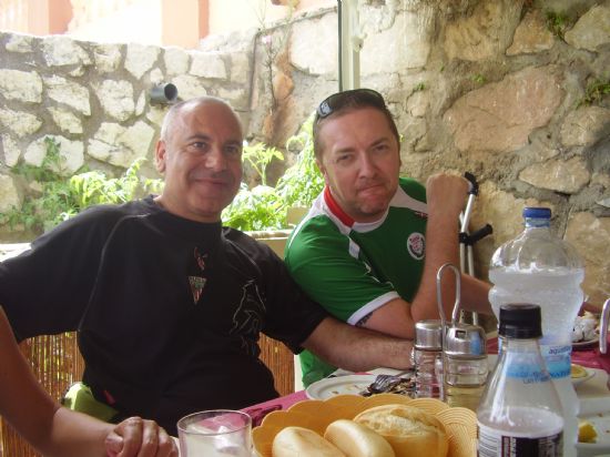 Elwood y Rojo