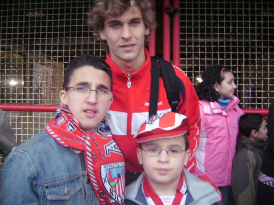 foto con llorente