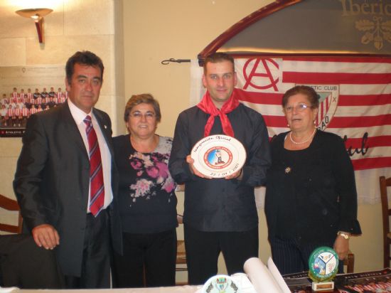 Los txupones y la Peña El Salinero