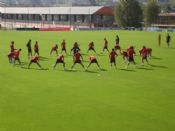 Los jugadores entrenando en Lezama