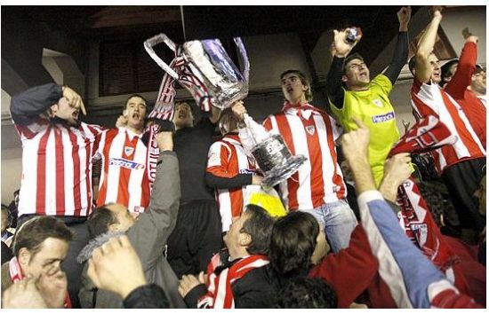En el palco con la copa