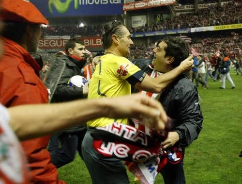Abrazo con el linea!