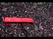 Autocar del equipo contra el Sevilla