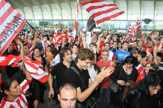 dentro del aeropuerto