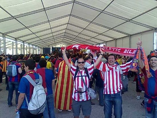 En la carpa B, una pena el ambiente