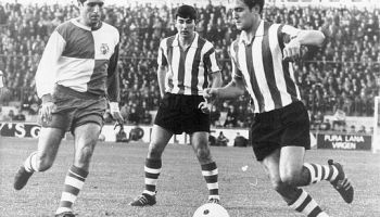 Fidel Uriarte durante un partido con el Athletic