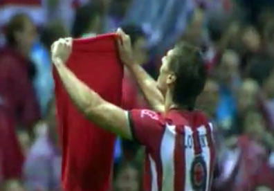 Llorente dedica los goles a Gurpegi