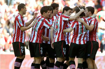 El Athletic logra una sufrida pero importante victoria ante el colista
