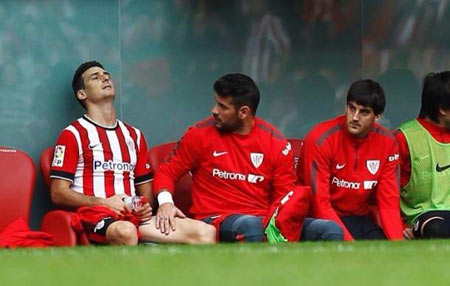 Aduriz se perderá el choque del Oporto y del Valencia