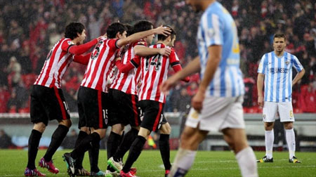 Gol de Aritz Aduriz al Málaga