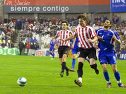 Fernando Amorebieta durante el choque ante el Getafe