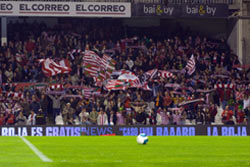 Público de San Mamés antes de Osasuna