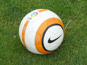 El balón oficial para la Liga 2005/2006