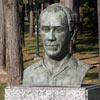 Busto en homenaje a Telmo Zarra en las instalaciones de Lezama