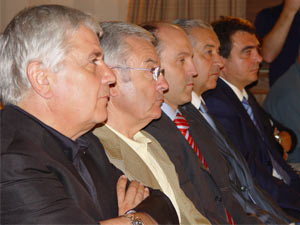 Molestos por las declaraciones de Clemente