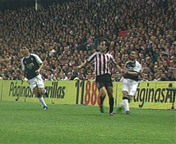 Unai Expósito durante el partido ante Osasuna